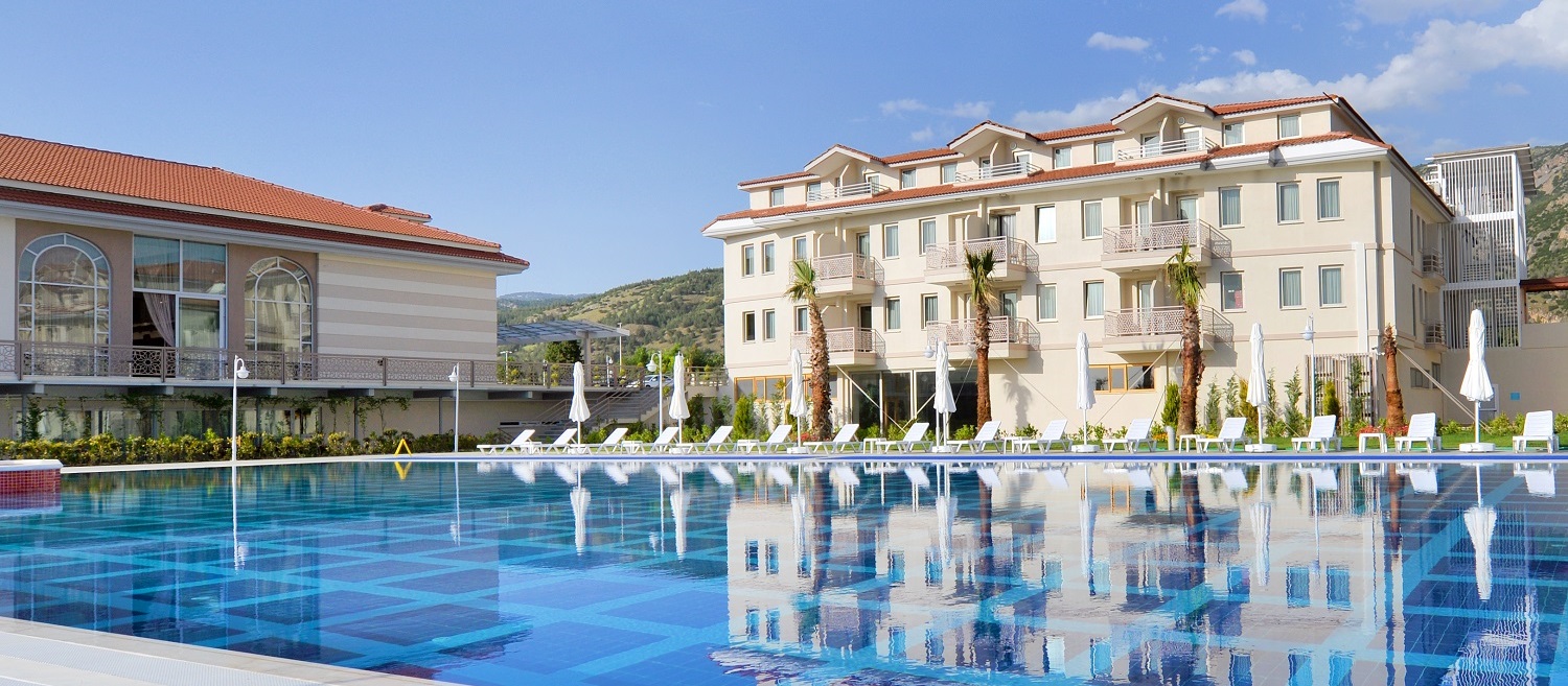 Pool | Adempira Spa & Thermal Hotel
